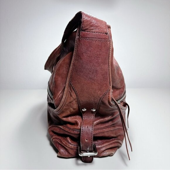 Elegant Brown Leather Hobo Bag - Picture 5 of 14